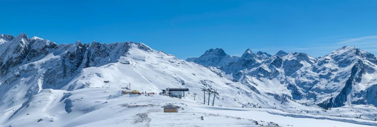 Appartement Pitztal-Hochzeiger Inclusive Pitztal-Sommer Card 耶岑斯 外观 照片